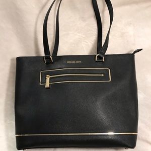 Michael Kors Large Saffiano Tote